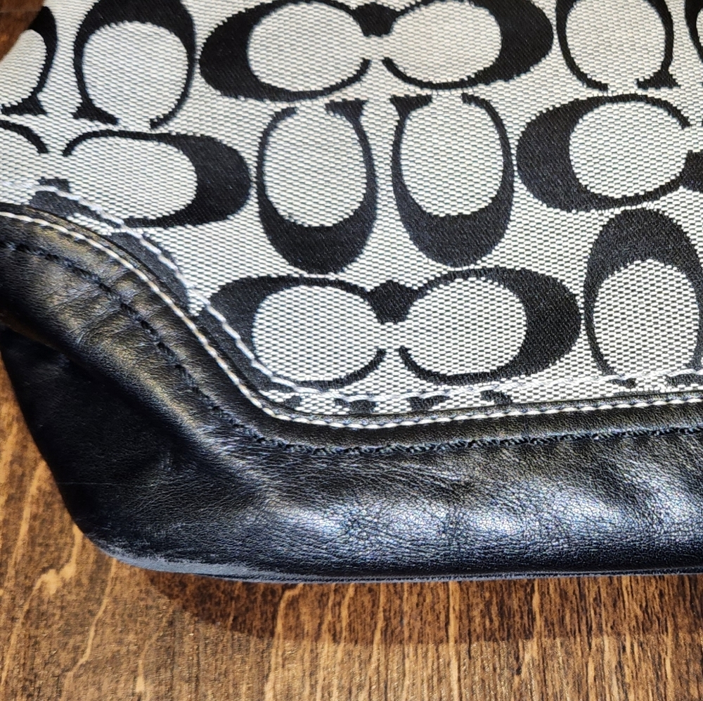 Coach Hampton Signature Handbag - Picture 8 of 13